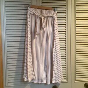 White & Tan Stripes Skirt (NWOT)
